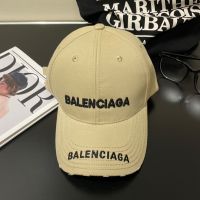 Balenciaga Double Logo Baseball Cap In Beige