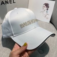 Balenciaga Embroidered Logo Cap In White