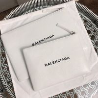 Balenciaga Everyday Pouch In Calfskin White