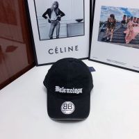 Balenciaga Front Logo Embroidered Cap In Black
