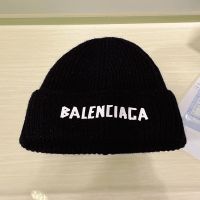 Balenciaga Logo Knitted Hat In Black
