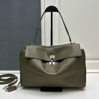 Balenciaga Medium Rodeo Handbag In Smooth Calfskin Green
