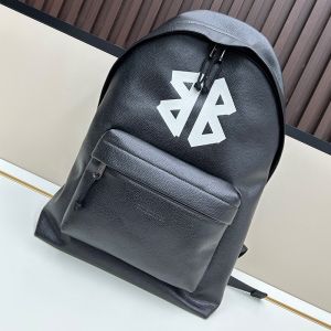 Balenciaga Everyday Backpack In Calfskin Black
