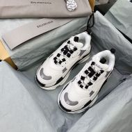 Balenciaga Triple S Sneakers Multi-Patches Unisex In White/Black